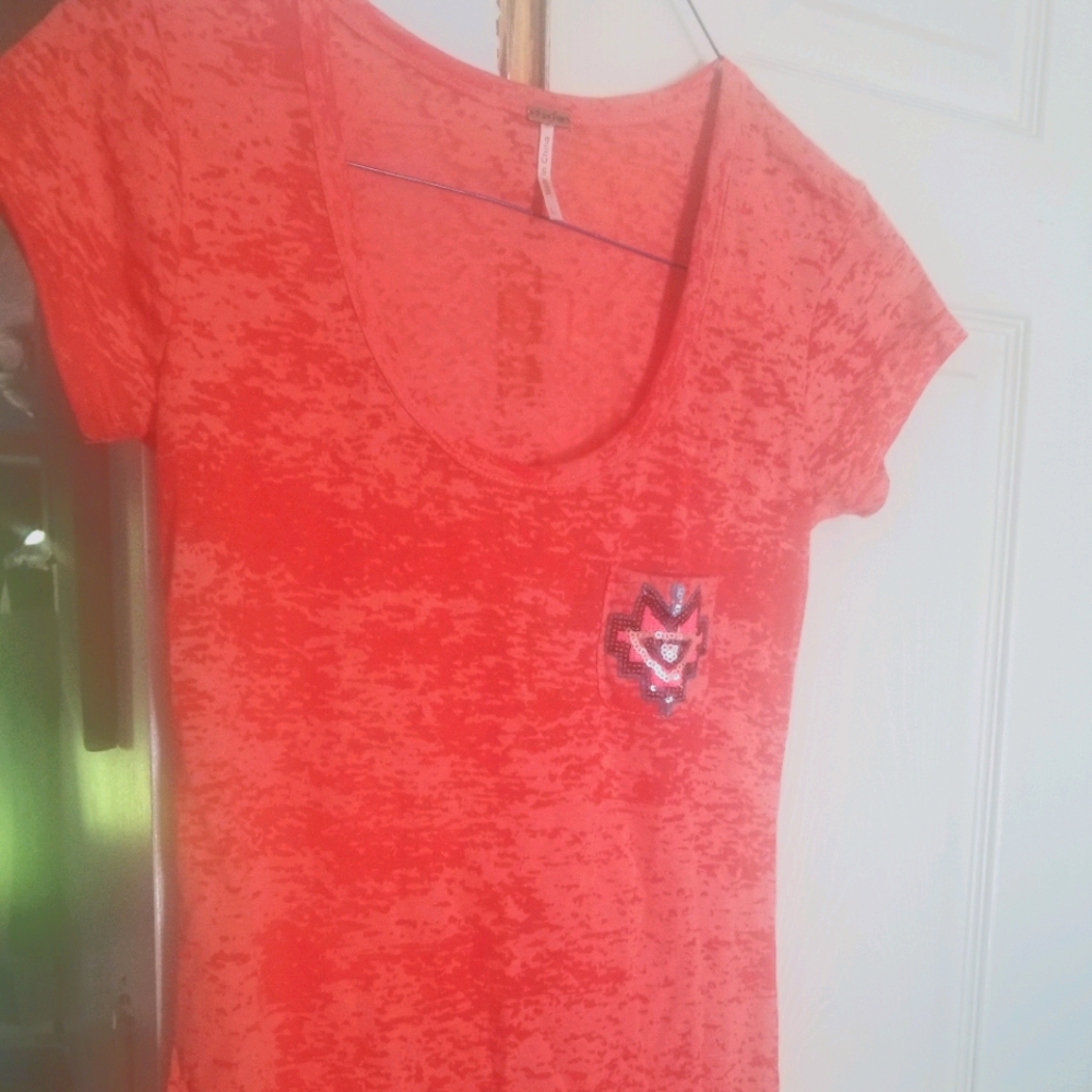 Women's tee